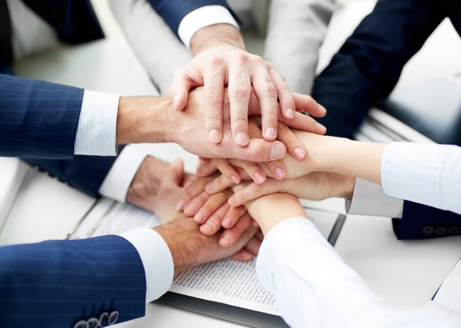 Rapporti di lavoro con i dipendenti e i datori di lavoro